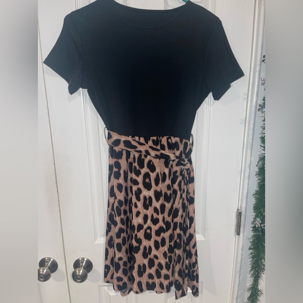 SHEIN Black and Leopard Print Midi Belted Dress Sz M